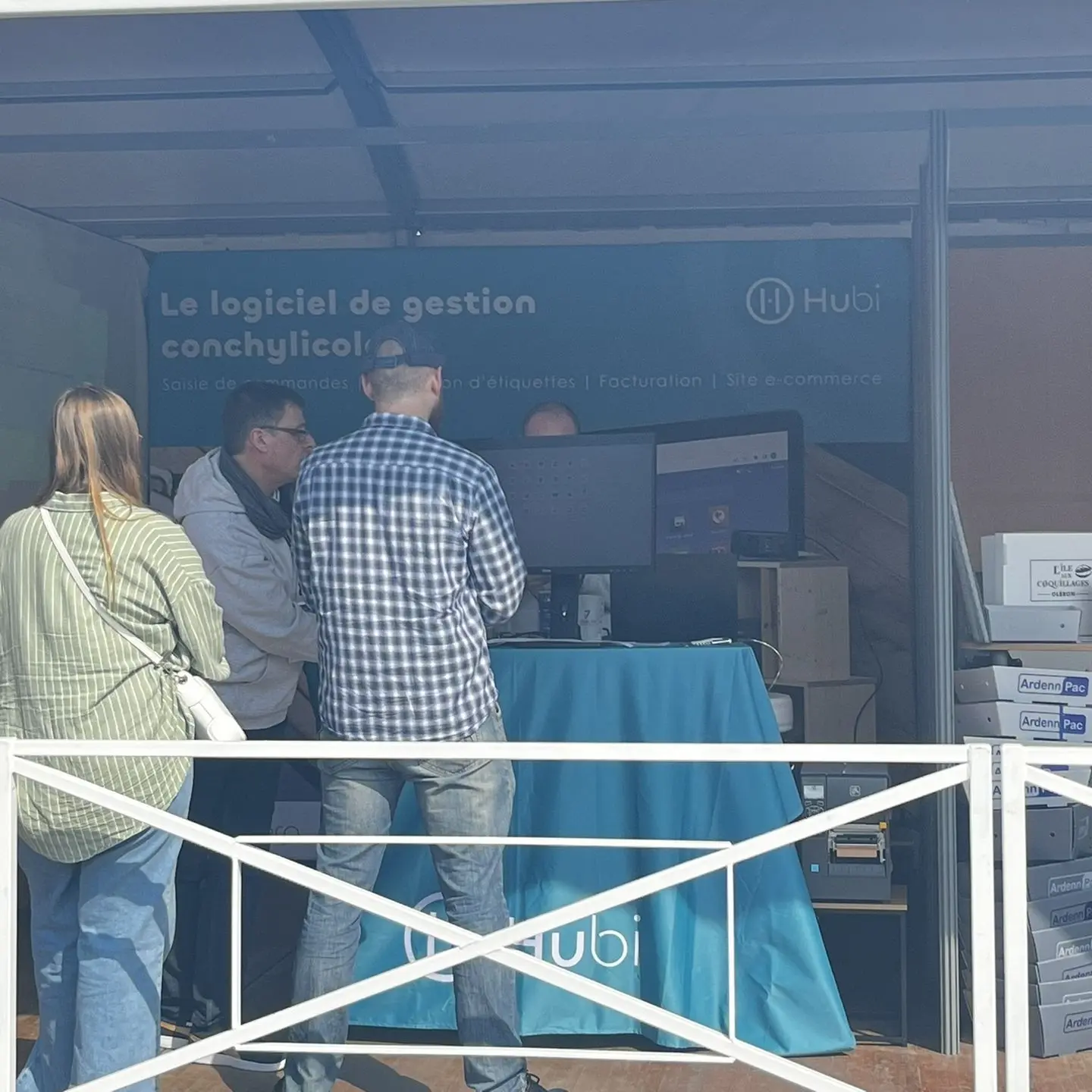 équipe Hubi au salon conchyliculture Tremblade